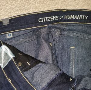CITIZENS OF HUMANITY - Straight Leg - Size 28